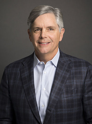 Larry Culp, GE董事长兼首席执行官，GE Aerospace首席执行官