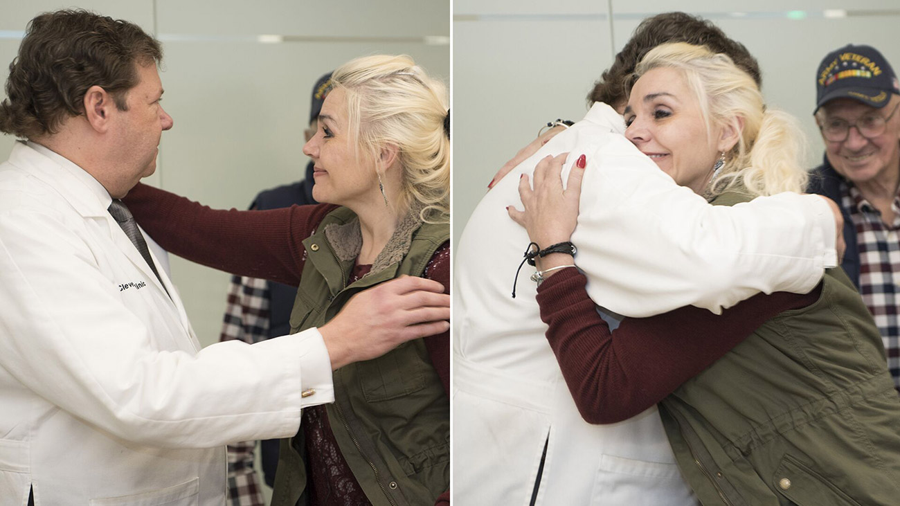 18年前，在接受脑癌治疗后，瑞秋·吉文第一次拥抱了巴奈特医生。