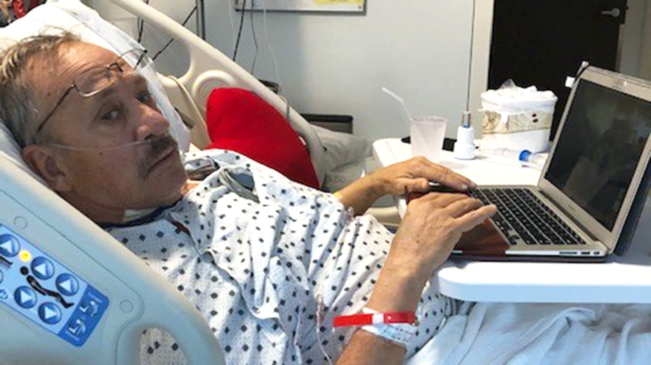 简·斯克鲁格斯在克利夫兰诊所接受心脏直视手术两天后。